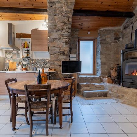 Petite Maison Pleine Nature La Bastide-Pradines エクステリア 写真
