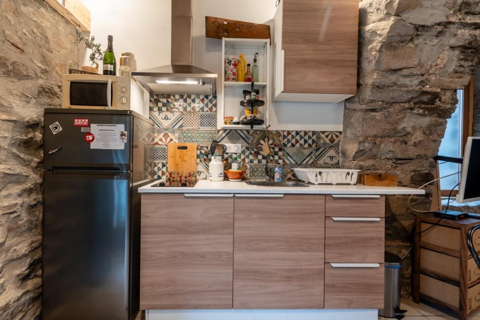 Petite Maison Pleine Nature La Bastide-Pradines エクステリア 写真
